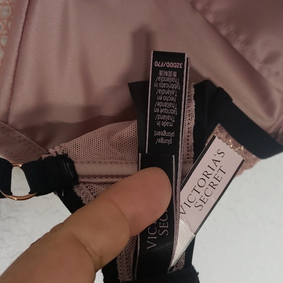 Victoria secret fishnet lace push-up bra size 32DDD - Picture 8 of 8